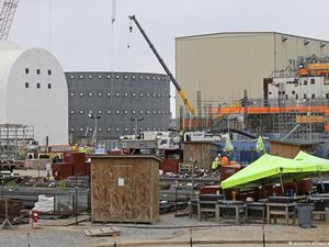 Sikap Skeptis dan Dingin Ilmuwan Atas Rencana Pembangkit Nuklir Bill Gates