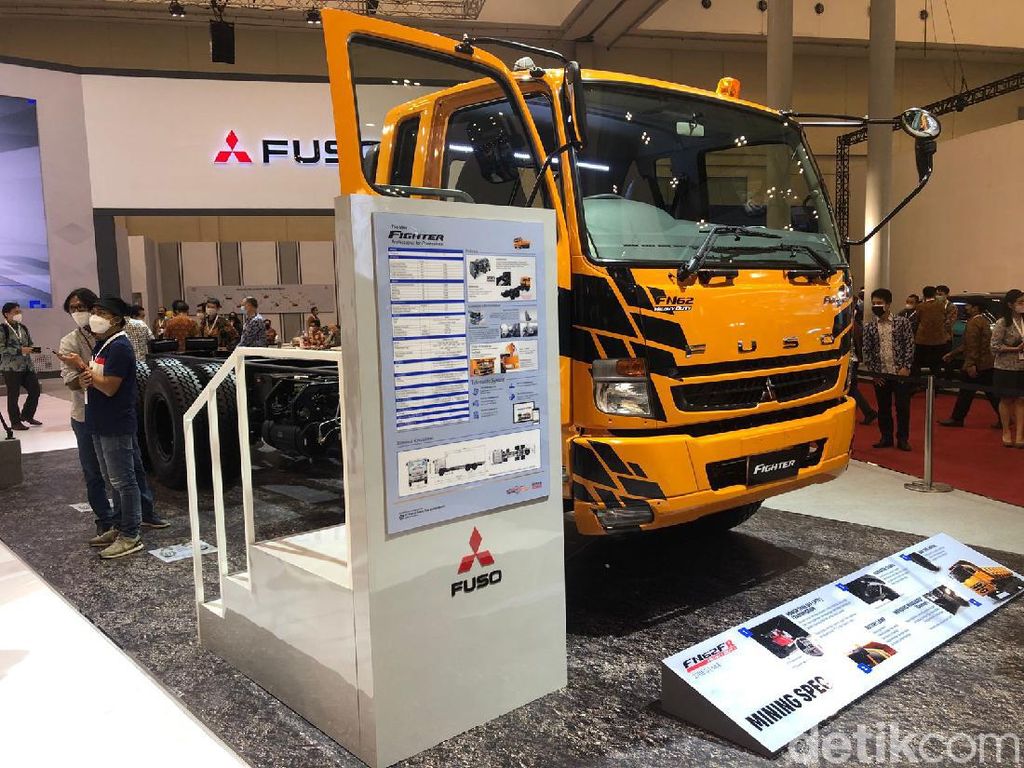 Mitsubishi Fuso Bawa Truk Canggih Mining Spec di GIIAS 2021