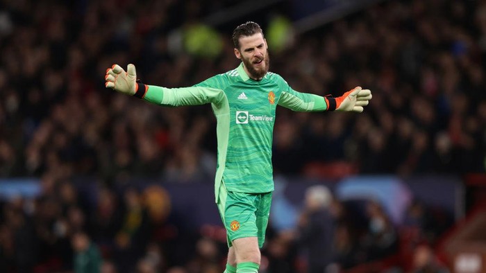 MANCHESTER, ENGLAND - OCTOBER 20: David De Gea of Manchester United reacts during the UEFA Champions League group F match between Manchester United and Atalanta at Old Trafford on October 20, 2021 in Manchester, England. (Photo by Naomi Baker/Getty Images)