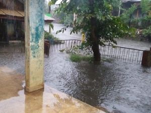 Hujan Deras Guyur Jakarta, Kawasan Cililitan Kecil Jaktim Kebanjiran