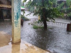 Hujan Deras Guyur Jakarta, Kawasan Cililitan Kecil Jaktim Kebanjiran