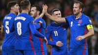 Dalam pertandingan ini, Kane tiga membobol gawang Albania. Ketiga gol itu dicetak di menit ke-18, 33, dan 47. AP Photo/Ian Walton.
