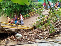 Lombok Barat dan Dompu Dilanda Banjir, 1 Jembatan Terputus