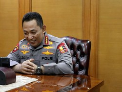 Kapolri Wujudkan Mimpi Teuku Tegar Atlet Peraih Emas PON Jadi Polisi