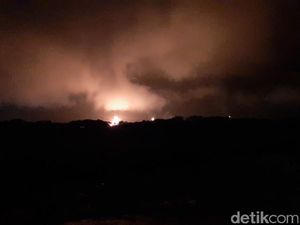 Kebakaran Tangki Pertamina Cilacap Kini Sudah Dapat Dikendalikan Kebakaran Tangki Pertamina Cilacap Kini Sudah Dapat Dikendalikan