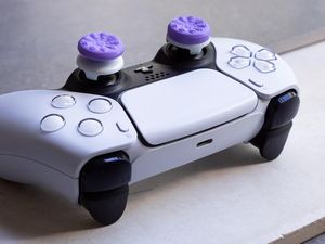 KontrolFreek Rilis Thumbstick untuk Stik PS5 KontrolFreek Rilis Thumbstick untuk Stik PS5