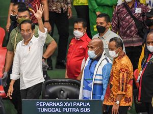 Jokowi Puji Papua yang Raih Medali Terbanyak di Peparnas XVI Jokowi Puji Papua yang Raih Medali Terbanyak di Peparnas XVI