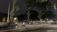 Wajah Syahdu Taman Sempur Bogor di Kala Malam