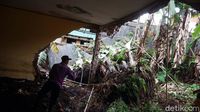 Bangunan SMAN 1 Lembang Porak Poranda Diterjang Banjir Bandang