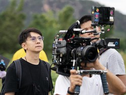 Falcon Pictures Gaet Banjong Pisanthanakun untuk Tulis Film Warkop DKI Baru