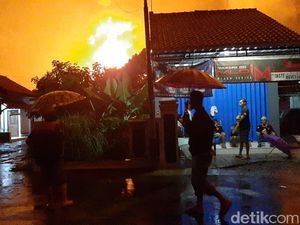 Begini Momen Tangki Pertamina Cilacap Saat Terbakar