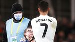Addison Whelan Lolos dari Sanksi, Lihat Lagi Momen CR7 Kasih Jersey