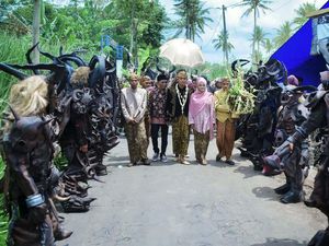 Viral Nikah di Malang Diiringi Monster Viral Nikah di Malang Diiringi Monster