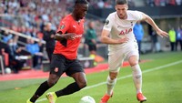 4.Kamaldeen Sulemana (Rennes). 6,44 dribble sukses per 100 menit dengan 56% tingkat kesuksesan. Foto: AFP/JEAN-FRANCOIS MONIER
