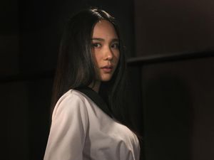 Narilya Gulmongkolpech Bicara Dapatkan Klimaks Kesurupan Narilya Gulmongkolpech Bicara Dapatkan Klimaks Kesurupan