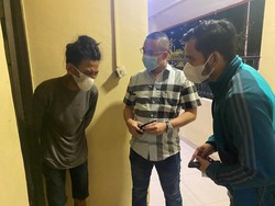 Diduga Mabuk, Pencuri Motor Ditangkap Usai Tabrak Mobil di Jaksel