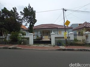 5 Cara Bikin Rumah Terasa Sejuk Seperti Bangunan Peninggalan Belanda 5 Cara Bikin Rumah Terasa Sejuk Seperti Bangunan Peninggalan Belanda
