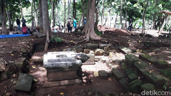 Candi Boyolali Ini Konon Lebih Tua dari Prambanan, Angker Pula