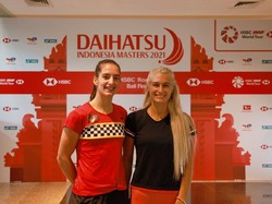 Stoeva Bersaudara Nikmati Hangatnya Bali