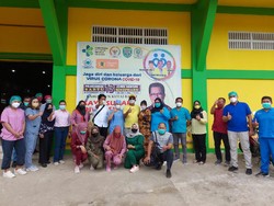 Wakil Ketua DPD Gelar Vaksinasi untuk Masyarakat di Kutai Barat