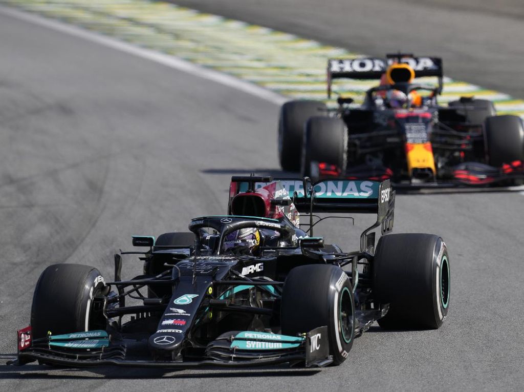 Hasil F1 GP Brasil 2021: Hamilton Menang, Pepet Verstappen
