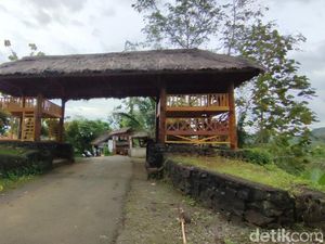 Kampung Adat Kuta Ciamis, Pertahankan Tradisi hingga Rumah Anti Gempa