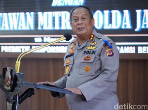 Korban Bom Bunuh Diri di Polsek Astana Anyar: 10 Polisi dan 1 Warga Korban Bom Bunuh Diri di Polsek Astana Anyar: 10 Polisi dan 1 Warga