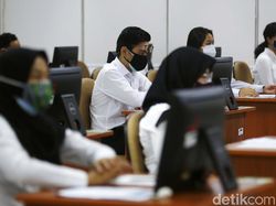 Pemerintah Buka Rekrutmen 530.028 ASN 2022 untuk Guru-Tenaga Kesehatan