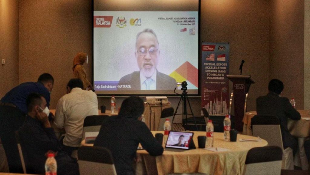 Malaysia dan Indonesia Tingkatkan Kerjasama Perdagangan Malaysia dan Indonesia Tingkatkan Kerjasama Perdagangan