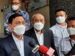 Luhut Ungkap Kebakaran Tangki Pertamina karena Thunderstorm Luar Biasa