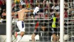Foto: Ronaldo Lesu, Ronaldo Tertunduk, Ronaldo Marah ke Pelatih!