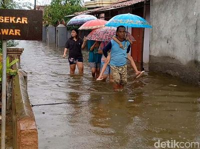 Potret Banjir Rob di Pekalongan