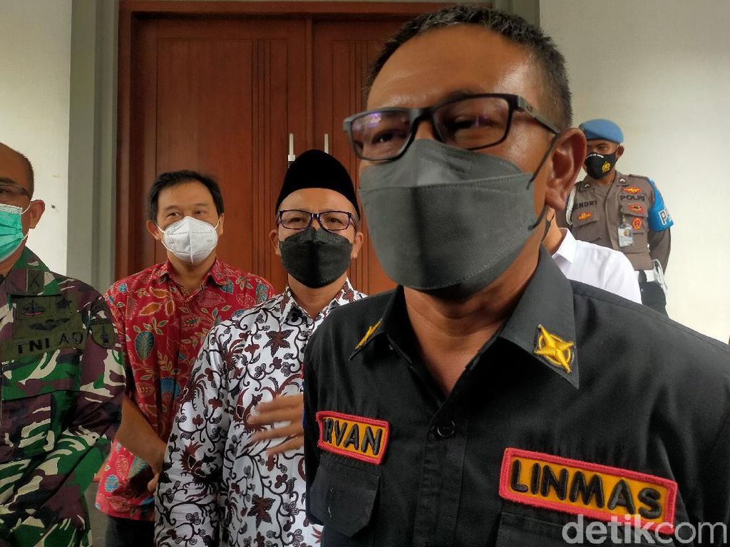 Satgas Sebut Kasus COVID-19 di Surabaya Masih Fluktuatif