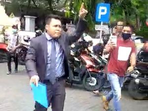 Jaga Marwah Advokat dengan Hamburan Uang Rp 40 Juta di Kantor Polisi