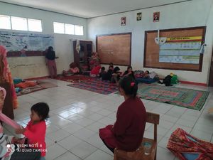 Pergerakan Tanah, Ratusan Warga Sukawangi Bogor Mengungsi