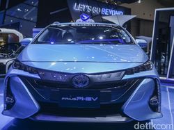 Berapa Harga Bekas Mobil Listrik Blue Bird, Tertarik?