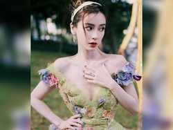 Ketemu Mantan, Angelababy Salah Tingkah