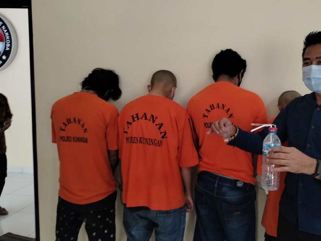 4 Anggota Geng Motor di Kuningan Ditangkap Polisi Saat Pesta Sabu