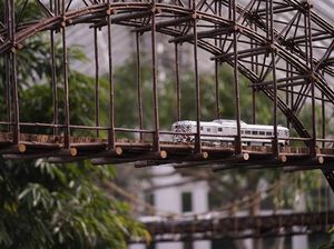 Potret di Balik Pertunjukan Miniatur Kereta Wisata New York