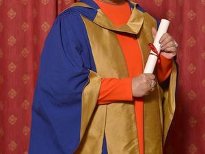 Pendiri LSPR Raih Gelar Doktor Kehormatan dari Coventry University