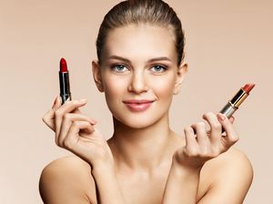 Disukai Pria, Pakai Warna Lipstik Ini Saat Nge-date Sama Si Dia