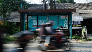Halte di Pamulang Tangsel Sudah Ditata, Tolong Dirawat Ya!