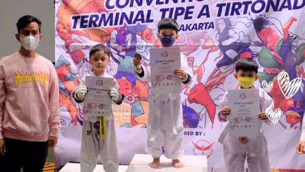 jan ethes juara taekwondo