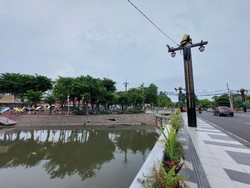 Sosok Perempuan Berpakaian Jawa dan Bersanggul Dipercaya Jaga Kalimas Surabaya