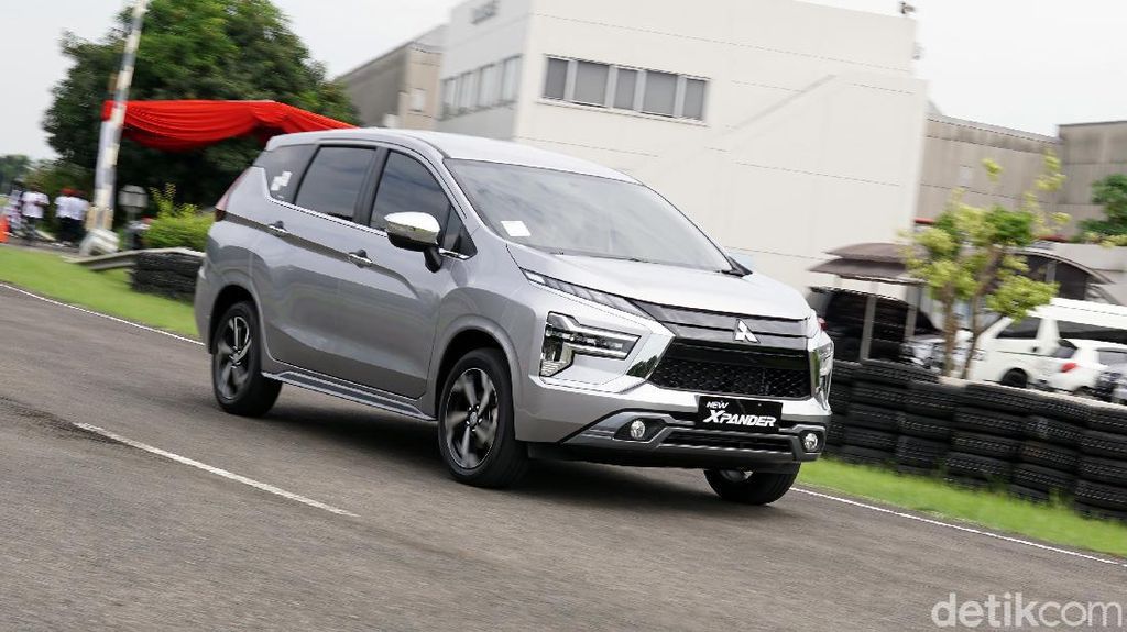 10 Mobil Terlaris di Indonesia April 2023 10 Mobil Terlaris di Indonesia April 2023