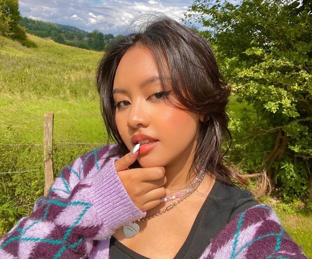 Naja Dewi Maulana/Foto: Instagram.com/najandmm artis kuliah di luar negeri