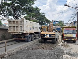 detikcom Do Your Magic: Jl Perancis Diperbaiki, Bagaimana agar Tak Cepat Hancur?