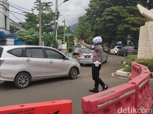 Traffic Light di Alun-alun Pandeglang Mati, Lalin Dialihkan