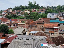 Walkot Yana Akui Terbentur Regulasi Benahi Kawasan Kumuh Bandung