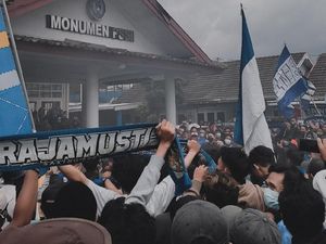 Menang Derby Mataram, PSIM Dijemput Suporter di Prambanan